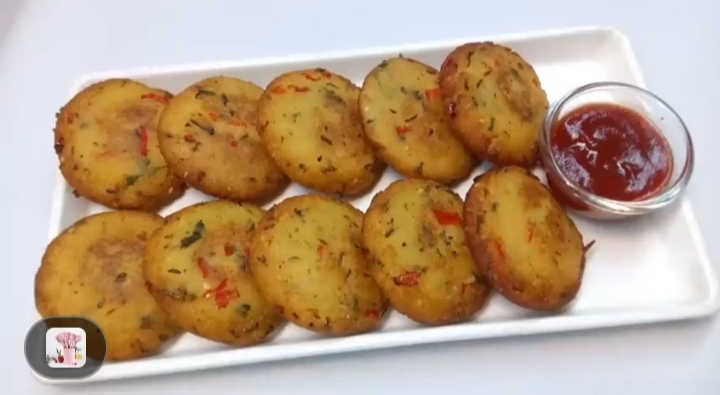 Sooji Aloo Snack बनाएं क्रिस्पी और टेस्टी स्नैक्स – जानिए स्टेप बाय स्टेप आसान रेसिपी जो बच्चों और बड़ों को बेहद पसंद आएगी