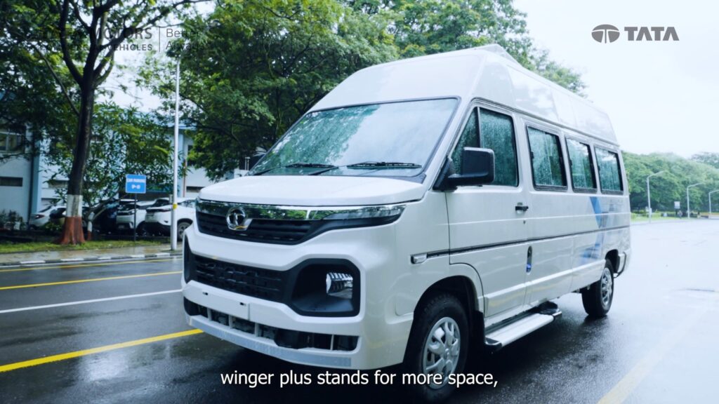 Tata Winger Plus भारत का लोकप्रिय मल्टी-यूटिलिटी व्हीकल, कीमत, फीचर्स और खासियतें